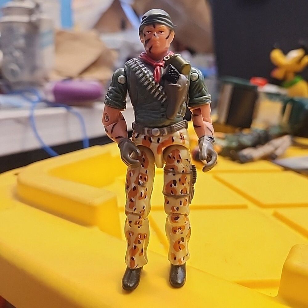 Vintage G.I. Joe Tunnel Rat V7 2004 Hasbro 3.75" Action Figure TRU